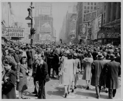 28 Фото про те, як сильно змінювалася times square з минулого століття по сьогодні