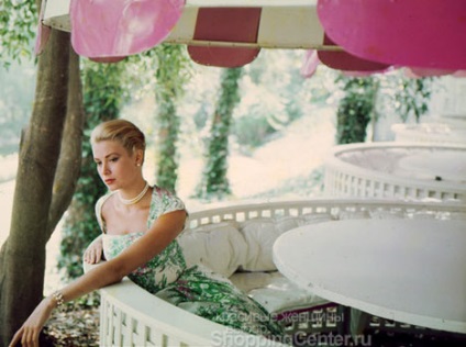 9 Secretele stilului Grace Kelly