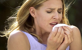 Rinita simptomelor alergice și tratamentul, semne