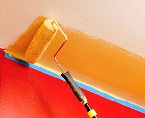 Hogyan kell festeni a falakat és mennyezetet a konyhában