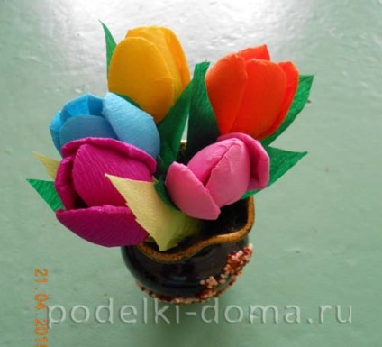 Flori din linguri de plastic si hartie (clasa de master), o cutie de idei si clase de maestru