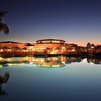Faceți o prezentare generală a hotelului delfin botanic, situat în Alanya