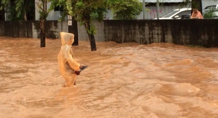 Ploaie în Phuket