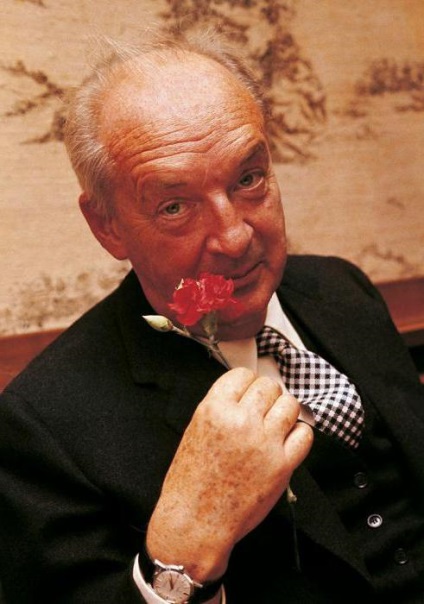 Fotografie și biografie a lui Nabokov