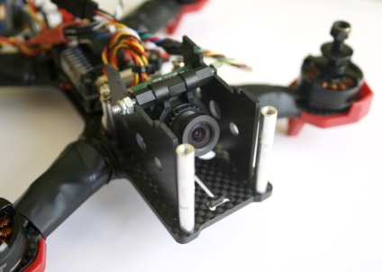 Racing fpv-drone saját kezek (1. rész)