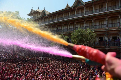 Carnavalul indian 20 de fotografii atmosferice ale holiilor de vacanță