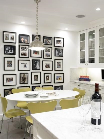 Hogyan kell díszíteni a konyha falának képeit, milyen fotók alkalmasak a konyhára és hogyan helyezzük őket