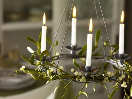 Как да се украсяват новата година свещите с ръцете си