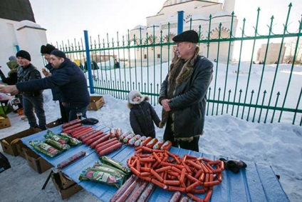 Як заробляють гроші мусульманські священнослужителі денга