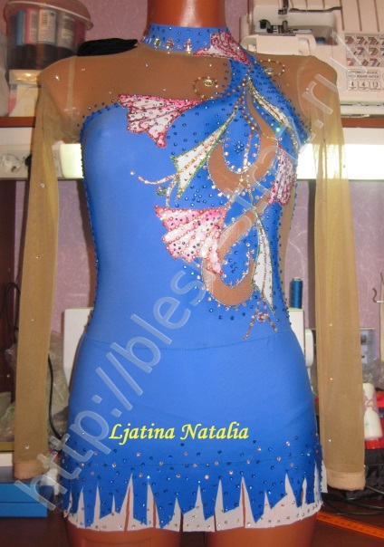 Costum de baie pentru gimnastica ritmica 2