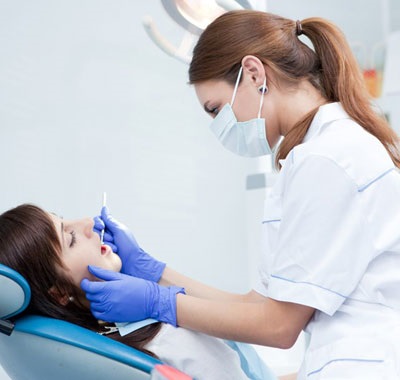 A fogszuvasodás kezelése, hogyan kezeljük a fogszuvasodást egy fogorvosban fogak fúrása nélkül, egészséges online módon