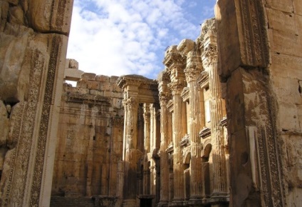 Liban, un templu din Baalbek, construit de Jupiter