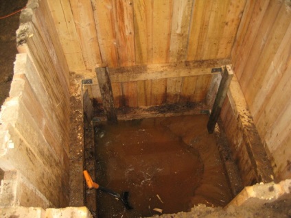 Instalarea unui rezervor septic în mistreț în ceea ce ar trebui să fie gata