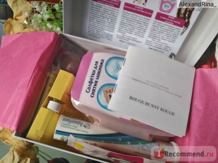 Newbeautybox - limite și cutii cu produse cosmetice - 
