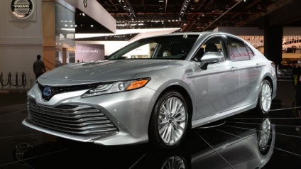 Privire de ansamblu asupra unui nou model toyota camry 2018