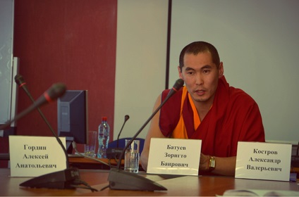 Unul dintre cei mai puternici astrologi budiști - zurhaychi din Rusia Zorigto-lama în clinica 