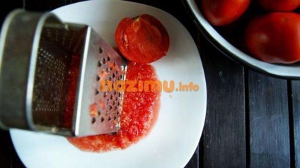 Castraveți în Tomato Pour for Winter - o rețetă cu o fotografie despre cum să faci o salată