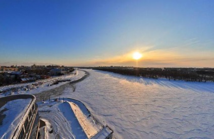 Om - râu în vestul Siberiei, fotografie și descriere