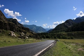 Se odihnește pe altai de munte