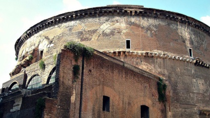 Panteonul din Roma - un monument din vremurile antice