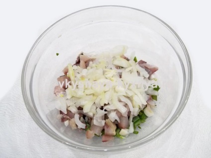 Egyszerű saláta heringgel, lépésről-lépésre recept fotóval