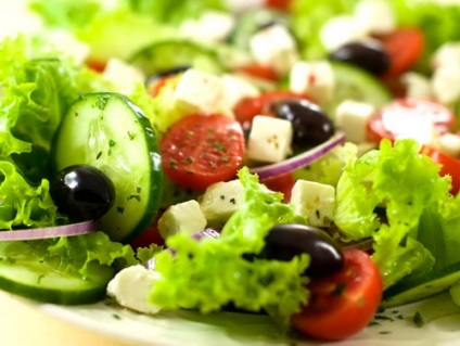 Rețete de salate simple și rapide în grabă - cu o descriere detaliată