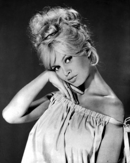 Romy Schneider și 10 actrițe occidentale mai frumoase și mai frumoase din anii '60