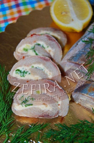 Herring roll cu brânză și verdeață - rețete culinare ale unei soții iubitoare
