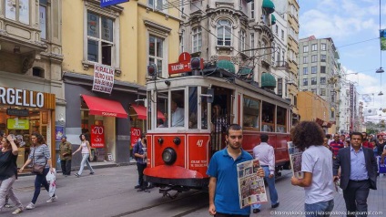 Cea mai strălucitoare stradă din Istanbul