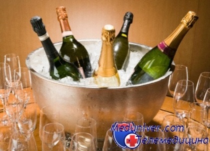 Șampania este un simbol al noului an