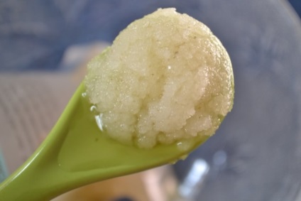 Se curata din scrutarea de sare de sare din miere, zahar si ulei de masline, recenzii despre remedierea miere-sare