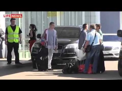 Arshavin se certe și fanii după meciul Grecia - Rusia pe