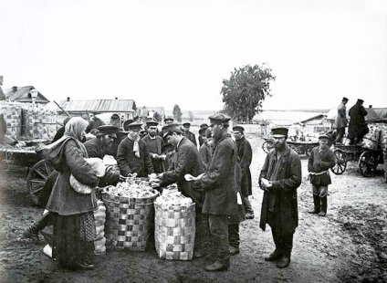 A hagyományos kézművesség és kézművesség Oroszországban ritka történelmi fényképek (Rus) A hagyományos kézműves és kézműves Oroszországban ritka történelmi fotók
