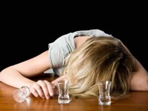 Tipuri de alcoolism cronice, beat, bere și secret