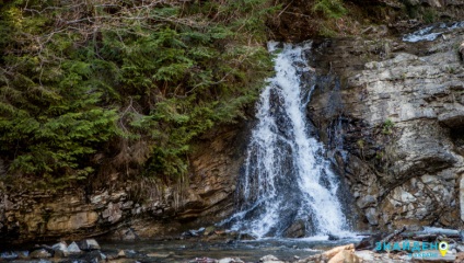 Cascade de tărie, purificare și dragoste