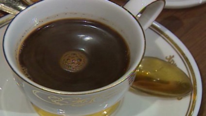 Cunoscutul iubitor de cafea gustul real! Toate secretele iubitorului de cafea