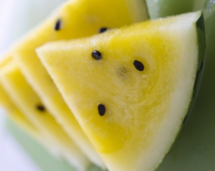 10 Cele mai neobișnuite legume și fructe