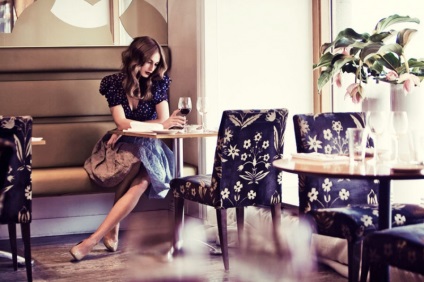 5 Oportunități de a vă face viața mai bună în timp ce stați într-o cafenea