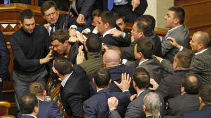 Dragi deputați, în condițiile în care Rada Supremă 