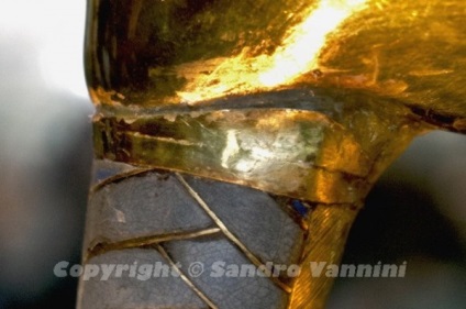 Restauratorii egipteni au rupt barba de aur a lui Tutankhamun