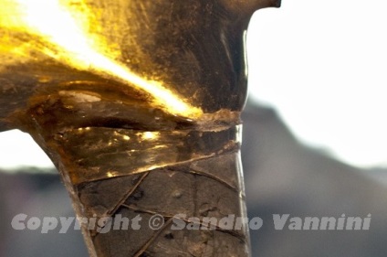 Restauratorii egipteni au rupt barba de aur a lui Tutankhamun