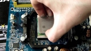 Cum să instalați singur procesorul