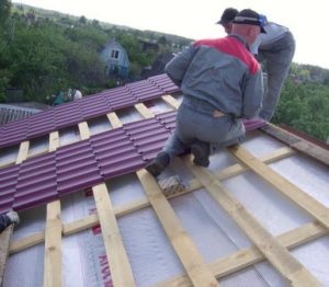 Ce impermeabilizare pentru a alege un acoperiș din metal?