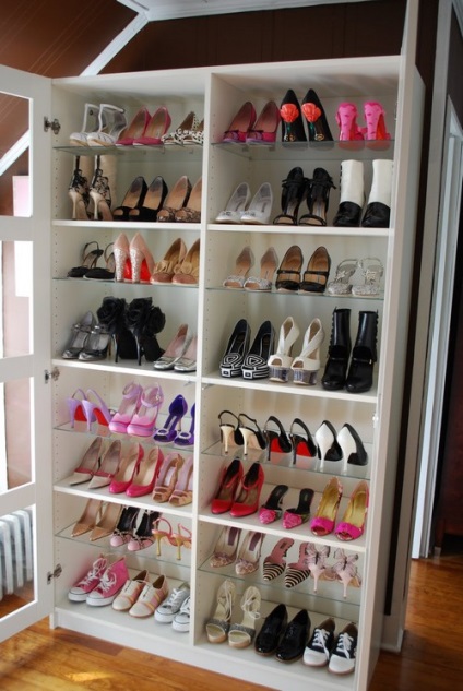 Как да съхранявате обувки в малко пространство, рокля, купуват дрехи дамски дрехи магазин за дрехи