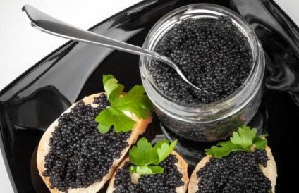Caviar roșu cu pierdere în greutate - conținut bun și rău, caloric
