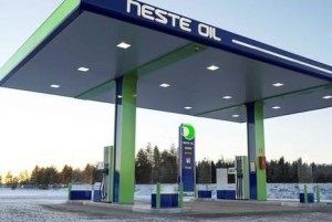 Uleiul de petrol este caracteristic și costul