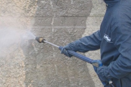 Curățarea silozurilor de ciment din Ekaterinburg la un preț accesibil