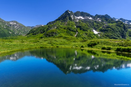 Lacul valea dzitaku