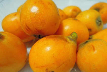 Beneficiile și daunele unei portocale