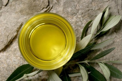 Beneficiile uleiului de măsline pentru sănătate, piele, păr